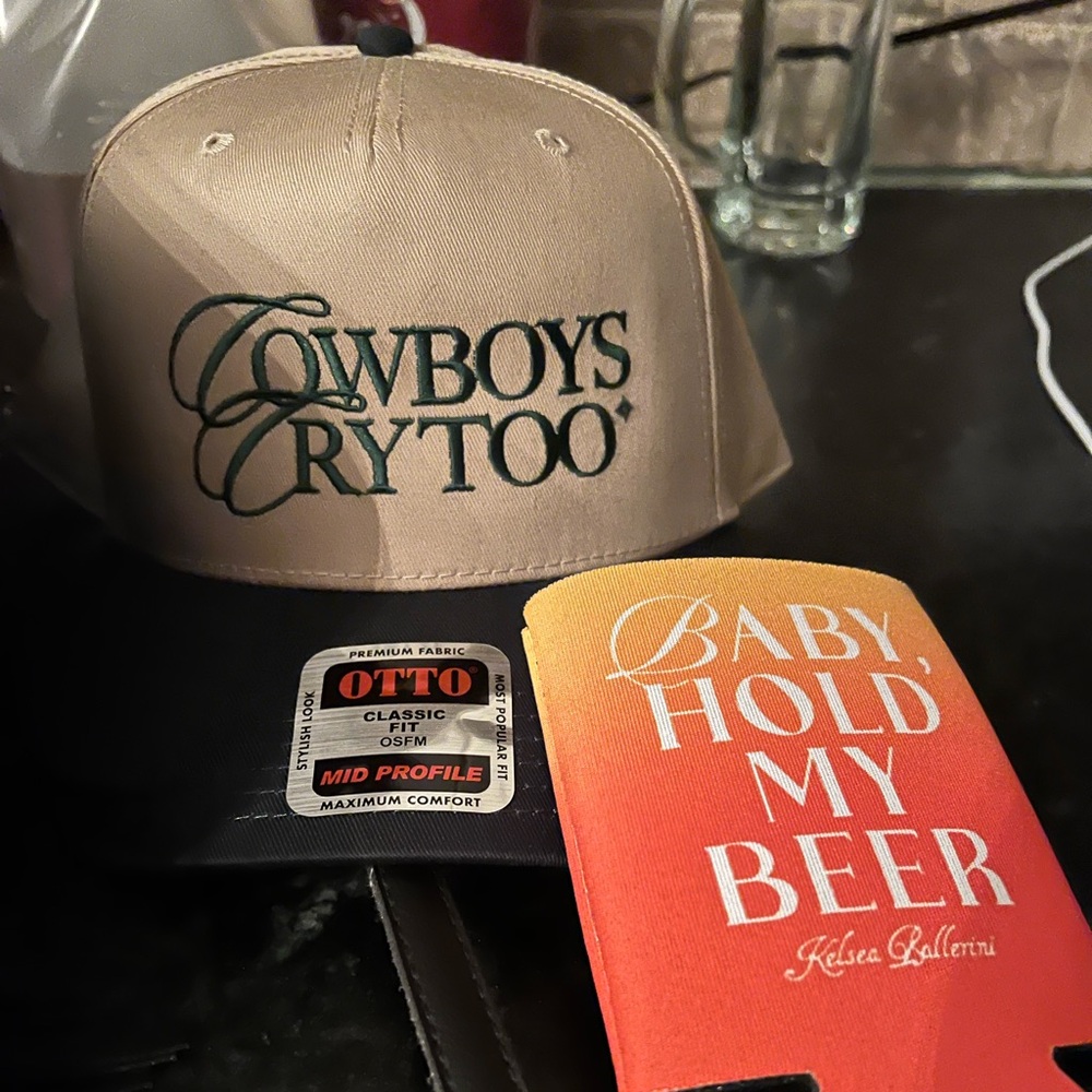 kelsea ballerini cowboys cry too hat